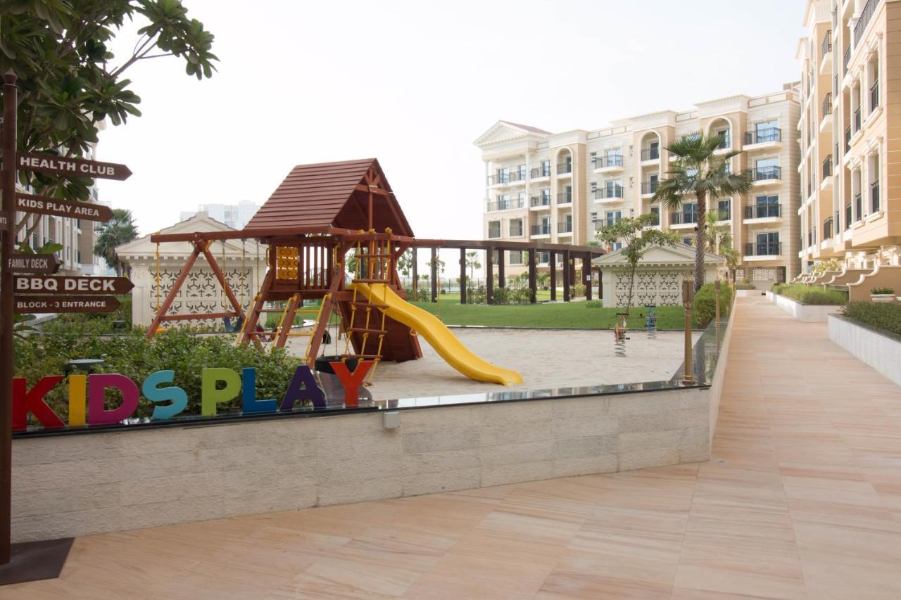Furnished Studio, Close To All Amenties! - Resortz 11 Dubai Bagian luar foto